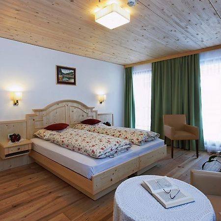 Hotel Monte Paraccia San Vigilio Di Marebbe Eksteriør bilde