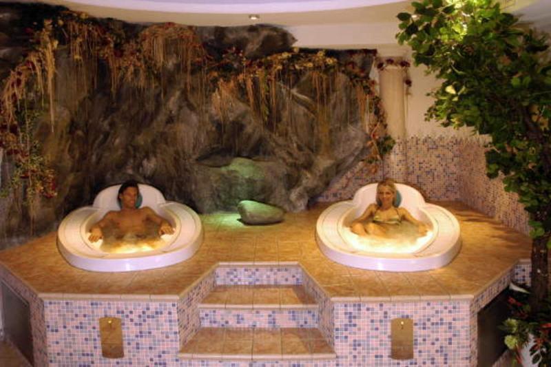 Hotel Monte Paraccia San Vigilio Di Marebbe Eksteriør bilde